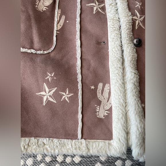 IDYLLWIND Miranda Lambert Medium Faux Suede Sherpa Cactus Horseshoe Western Coat - Picture 4 of 13